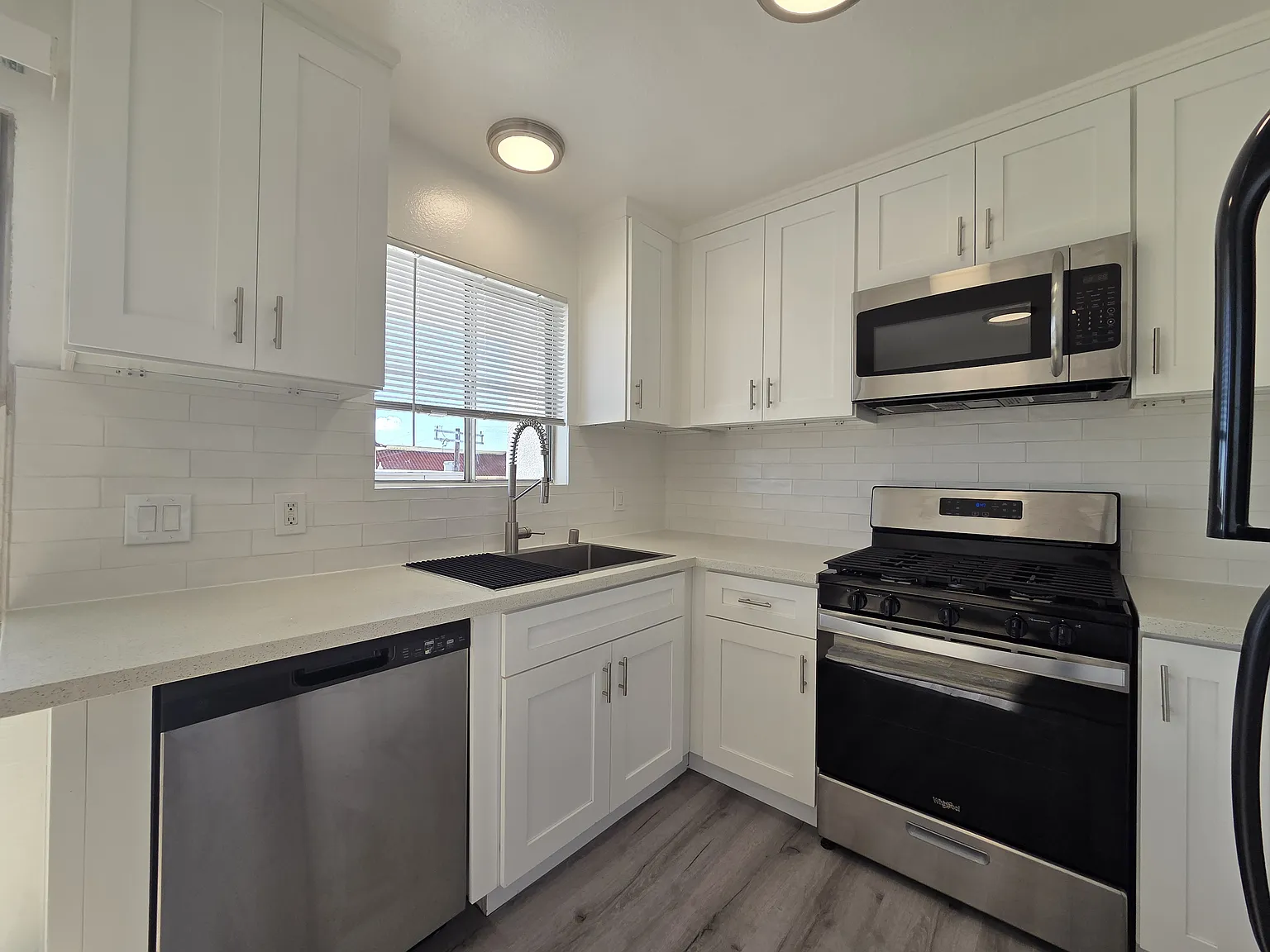 Coral Vista Apartments — Photo 4