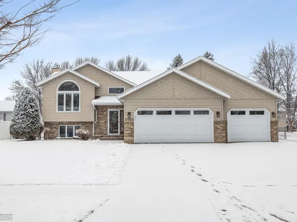 3000 38th Ave S, Fargo, ND 58104