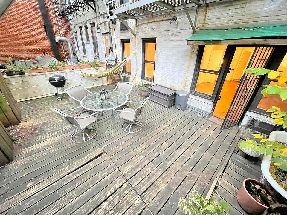 1st image of 1628 2nd Ave #C2