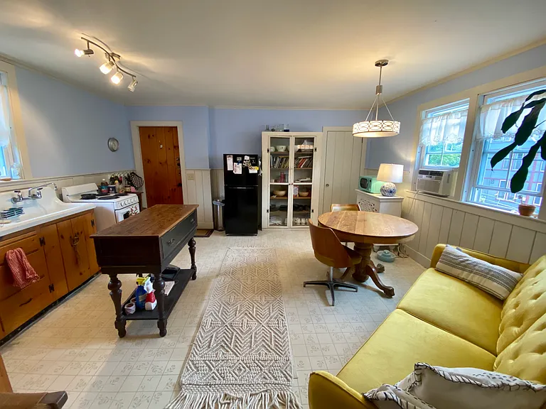 9 Cedar St #3 — Photo 4