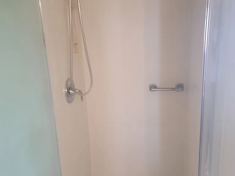 7142 Raleigh Hills Dr NE — Photo 17