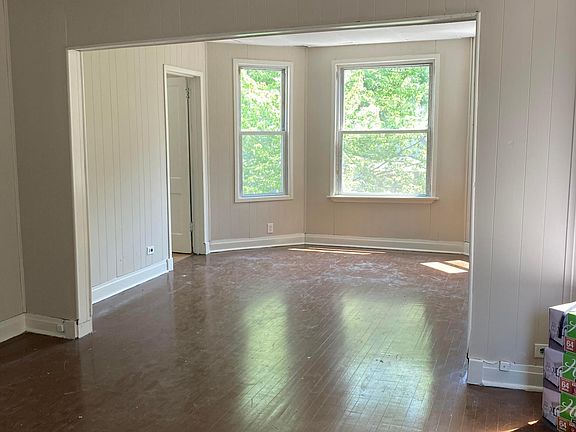 3rd image of 2206 N Lawndale Ave #2