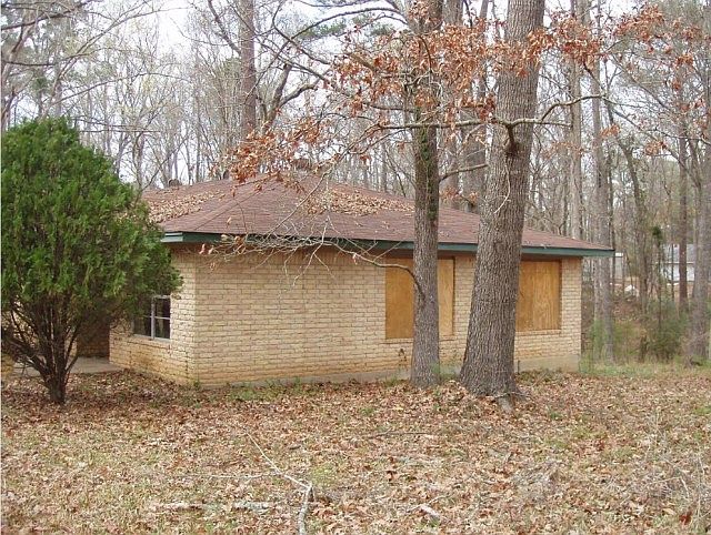2nd image of 671 County Road 490