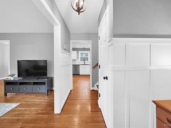 5th image of 2301 Sauna Ct