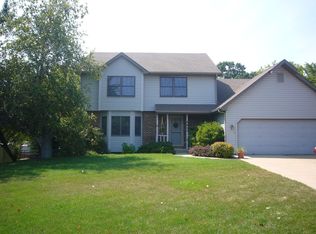 3837 Riverton Ave, Eagan, MN 55122