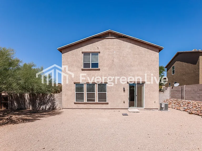 1357 S Woodbine Ln — Photo 15