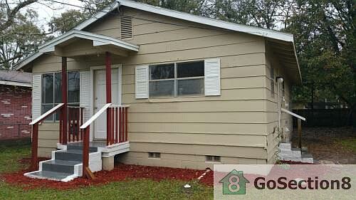 1st image of 2525 Orion St