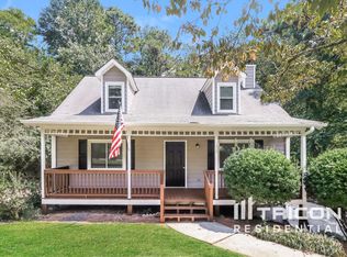 135 Parkway Ct, Dallas, GA 30157