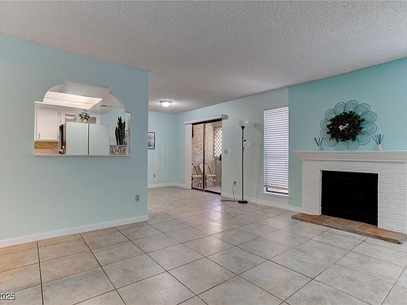 3rd image of 4742 Obannon Dr APT A
