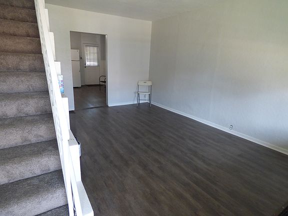 3rd image of 1134 Race St