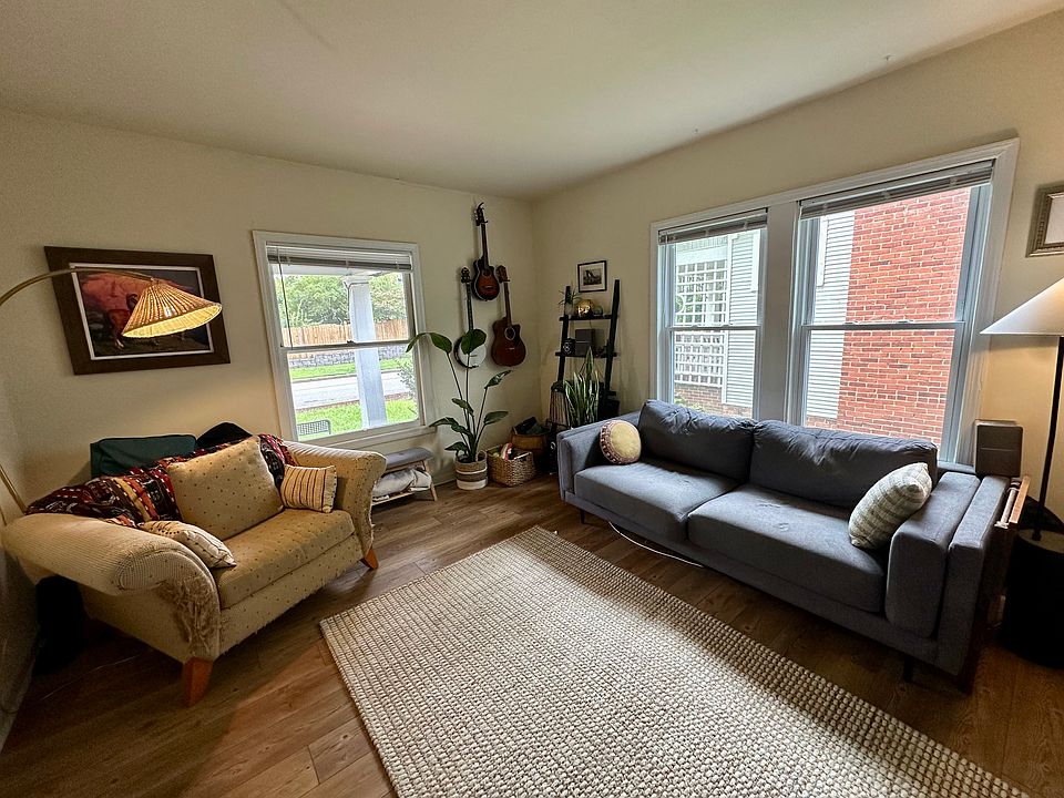 1st image of 3101 New Kent Ave APT 2