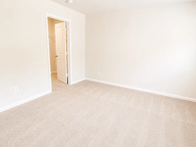 1318A Crosshill Ct #A — Photo 12