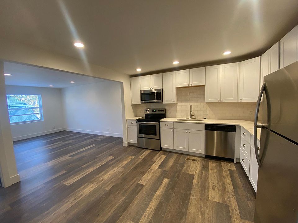 1st image of 3717 Oxford Blvd APT 3