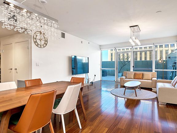 4th image of 3785 Wilshire Blvd APT 704