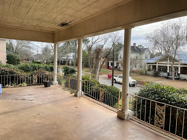 963 Laurel Ave — Photo 12