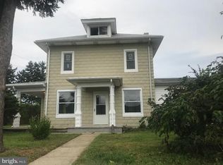 1296 E Main St, Annville, PA 17003