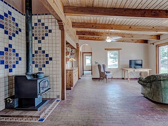 5th image of 46195 Coal Creek Dr
