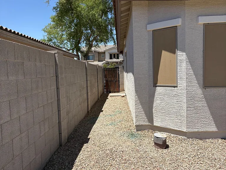 8783 W State Ave — Photo 21