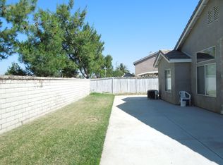 3866 Auburn Ridge Dr, Perris, CA 92571