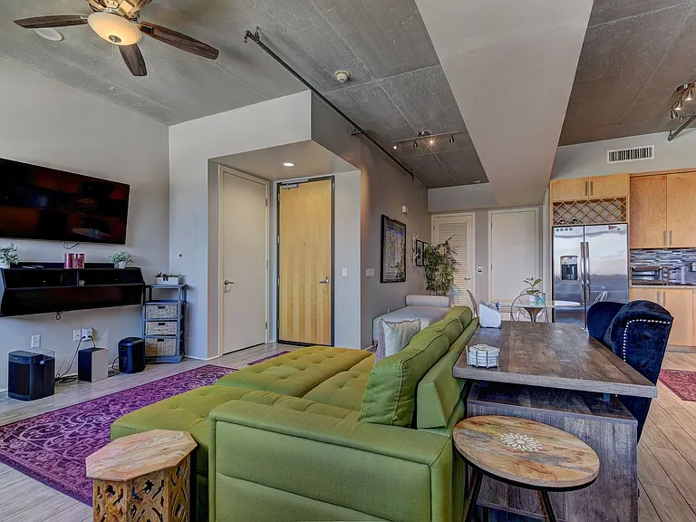 353 E Bonneville Ave #727 — Photo 3