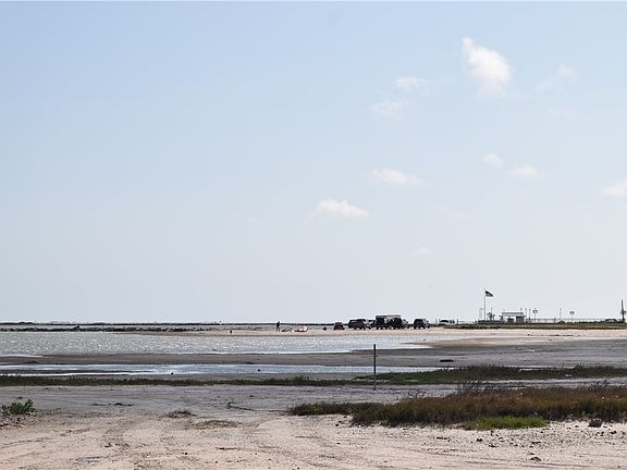 3rd image of 1218 Laguna Shores Rd