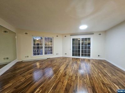 1526 Westgate Dr, Fort Lee, NJ, 07024