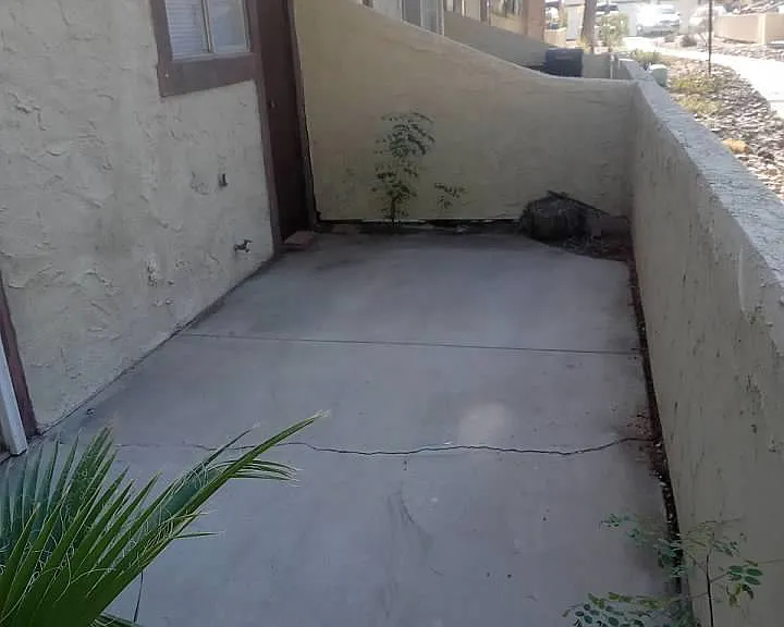 5049 Spencer St #D — Photo 14
