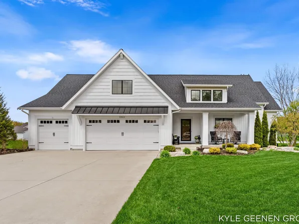 2233 Whistle Creek Dr SW, Byron Center, MI 49315