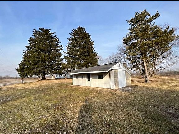 3rd image of 1101 County Road 1175
