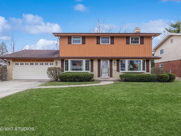 613 N Wren Ave, Palatine, IL 60067