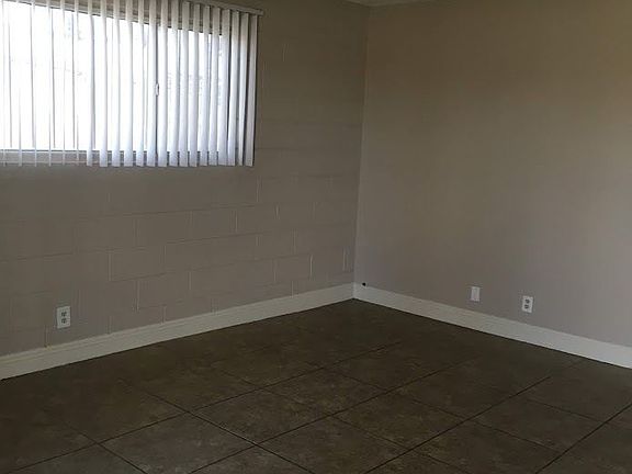 4th image of 2416 Clifford Ave APT 120