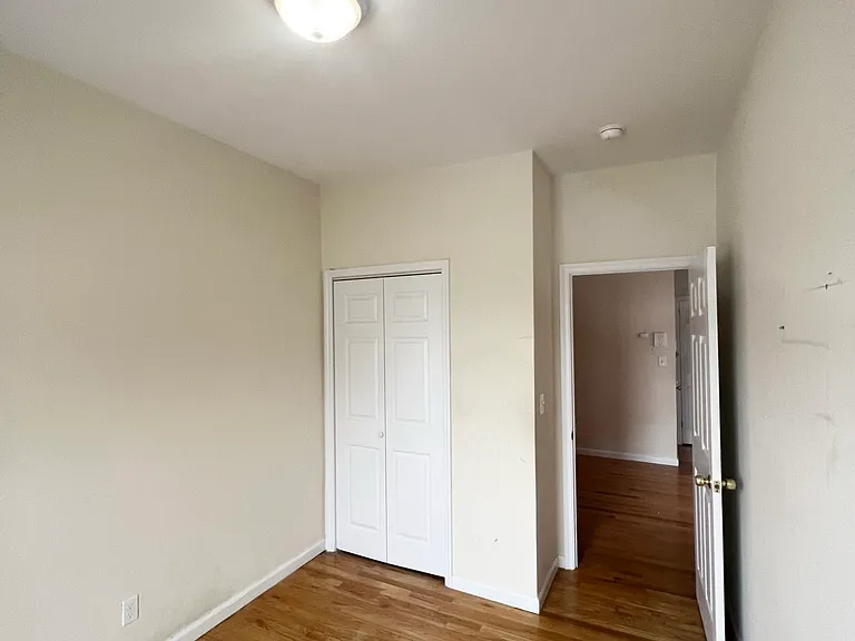 22-67 27th St #3 — Photo 20