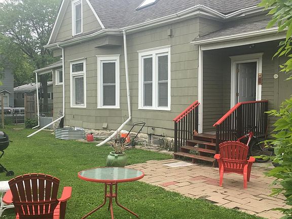 Beautiful fenced in backyard Double lot Country Living in the City