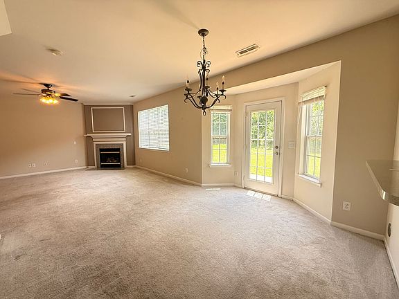 4th image of 17418 Westmill Ln