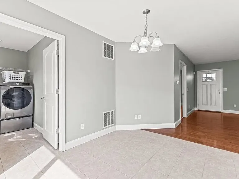 267 Dylan Cir — Photo 31
