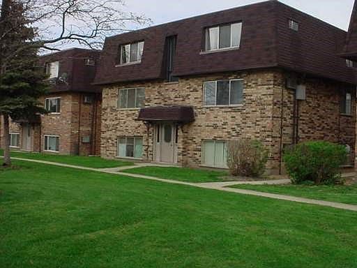 1st image of 10102 Holly Ln
