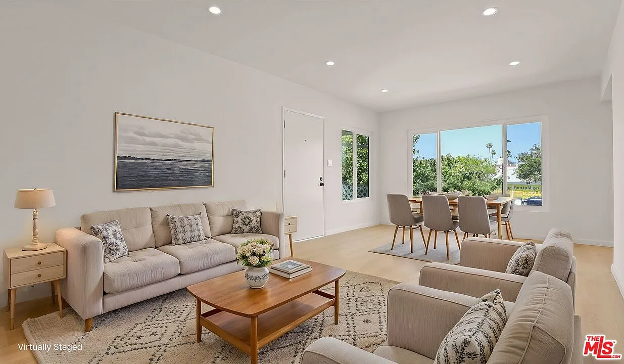 3 bed, 2.0 bath, $3,950 — Photo 4
