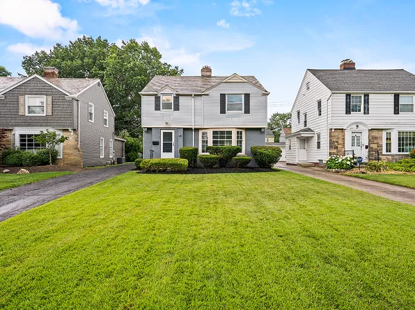 2243 S Belvoir Blvd, University Heights, OH 44118