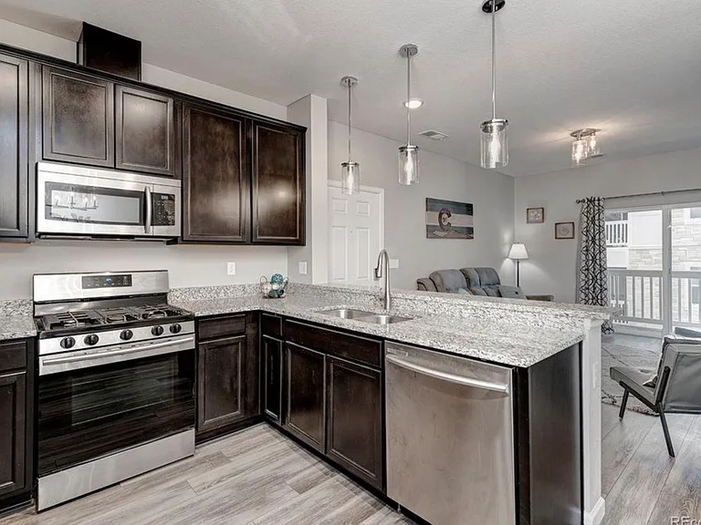 1831 S Dunkirk St #306 — Photo 9