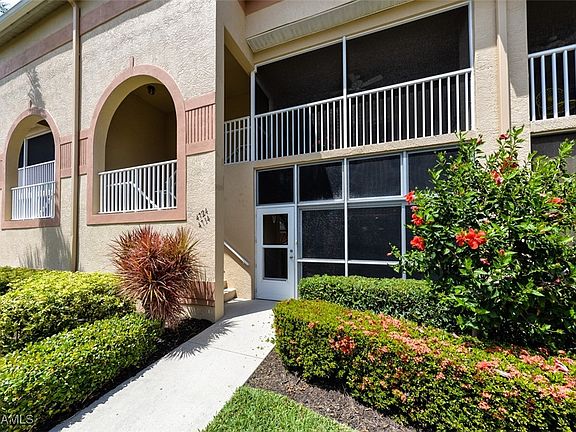3rd image of 10528 Washingtonia Palm Way W #4714