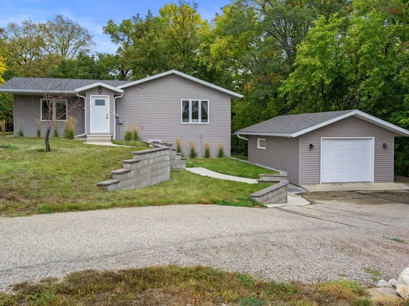 13189 Green Lake Blvd, Spicer, MN 56288