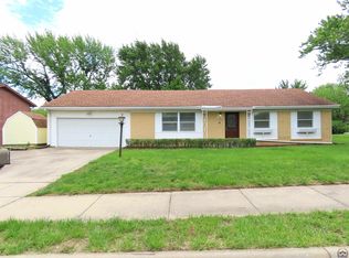 2421 SE Lakeshore Blvd, Topeka, KS 66605