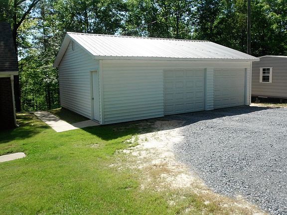 24 X 35 garage 1 year old