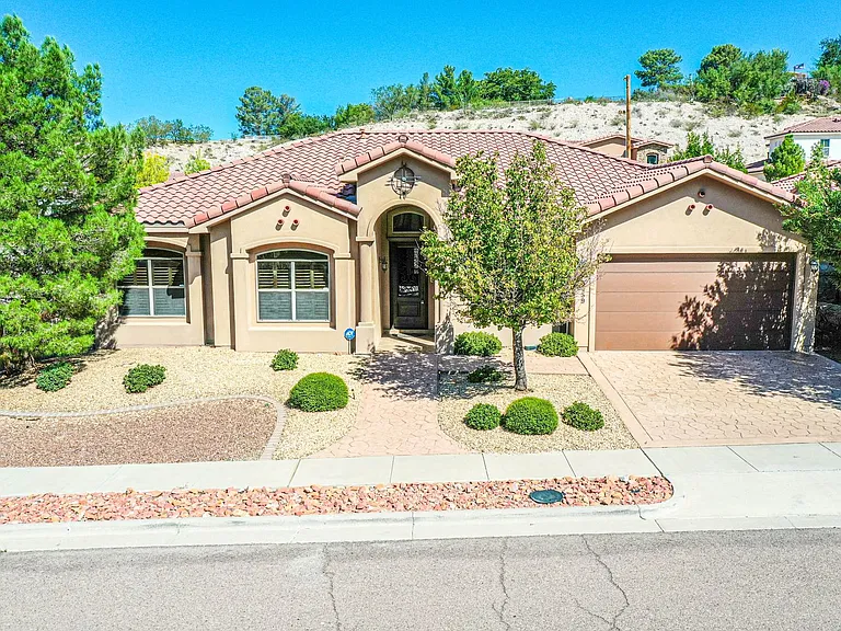 6459 Snowheights Ct — Photo 10