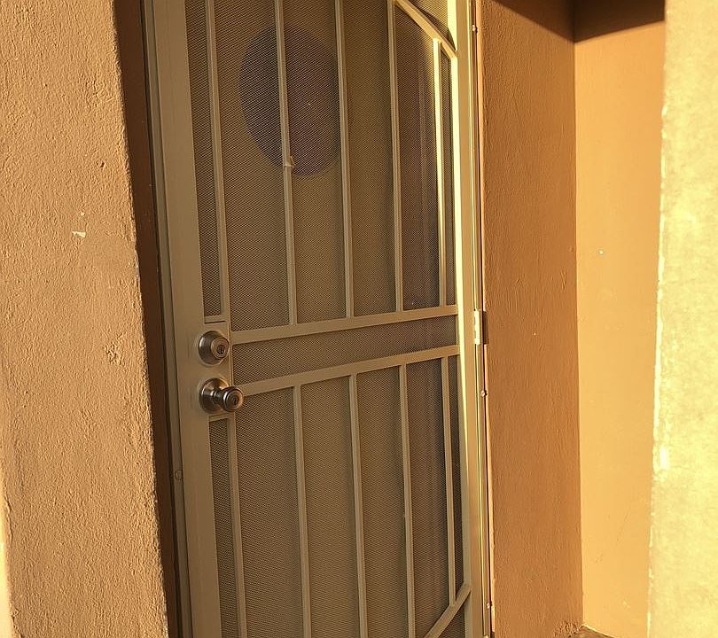 1st image of 500 N Armijo St