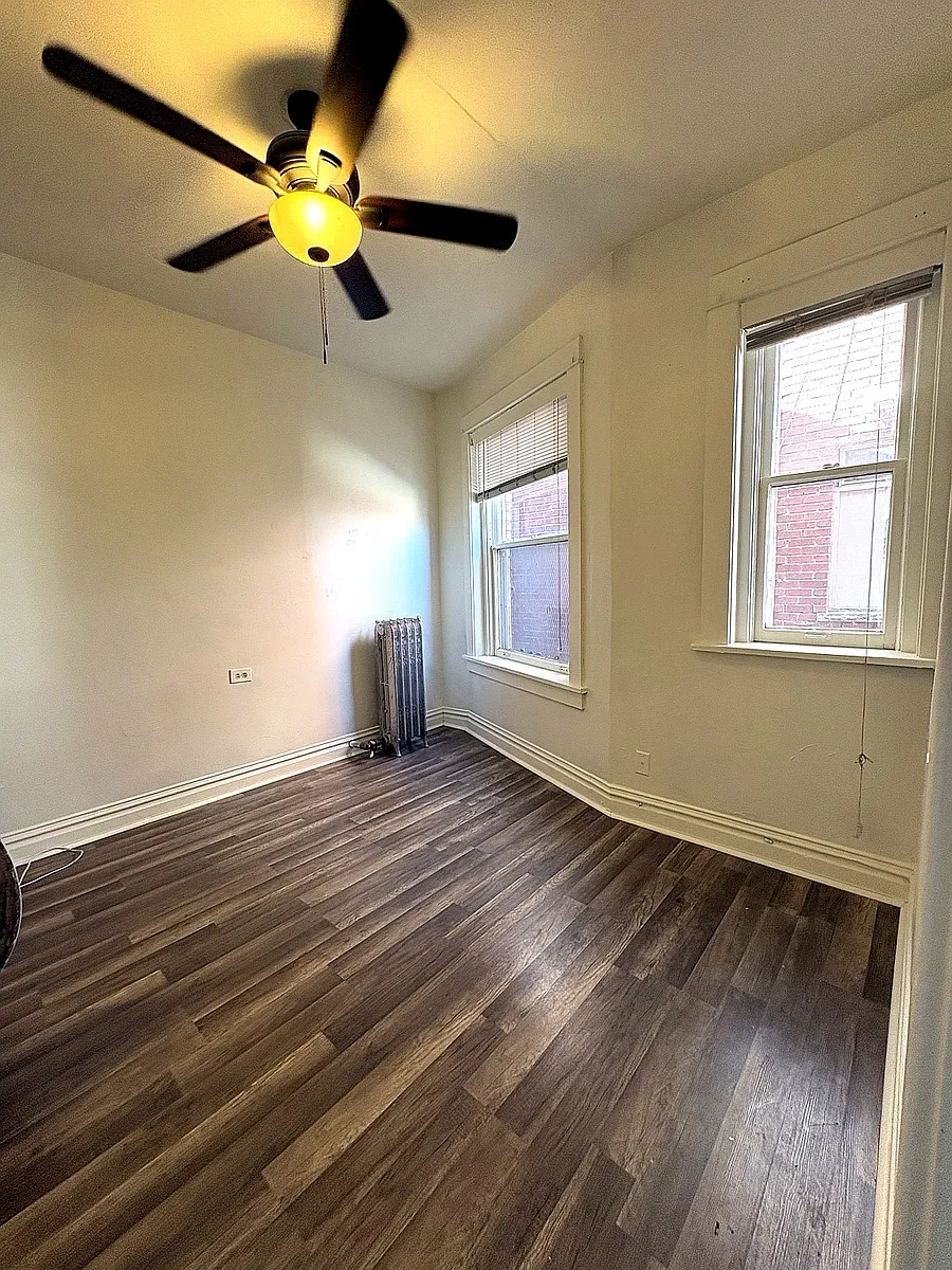 Building Photo - 1306 Elizabeth St #1