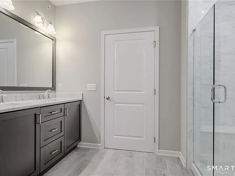 822 Center Meadow Ln #822 — Photo 18