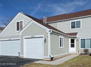 2765 Prairieview Ln S, Aurora, IL 60502