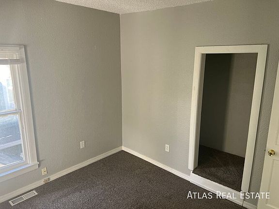 3rd image of 616 N Weber St APT 202
