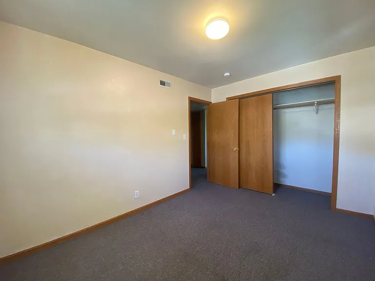 1001-1005 N Buchanan St — Photo 19